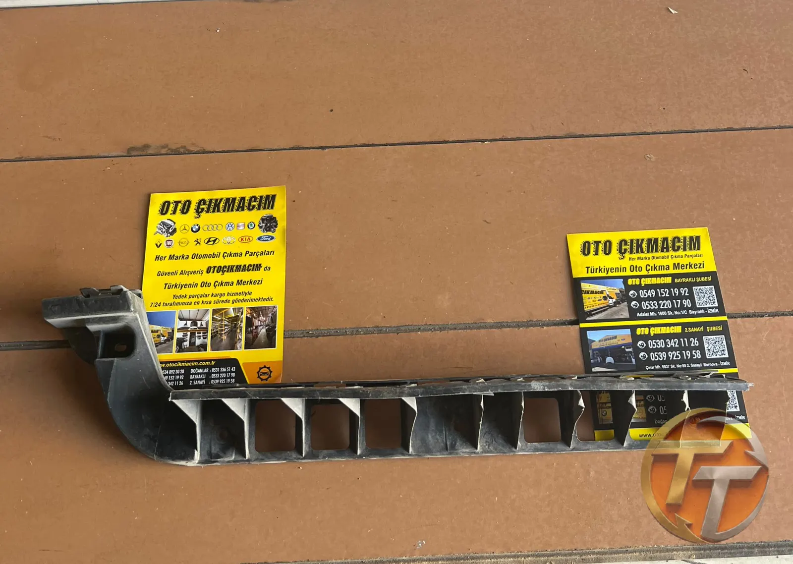 SKODA OCTAVİA SOL ARKA TAMPON BRAKETİ 8V4807377D