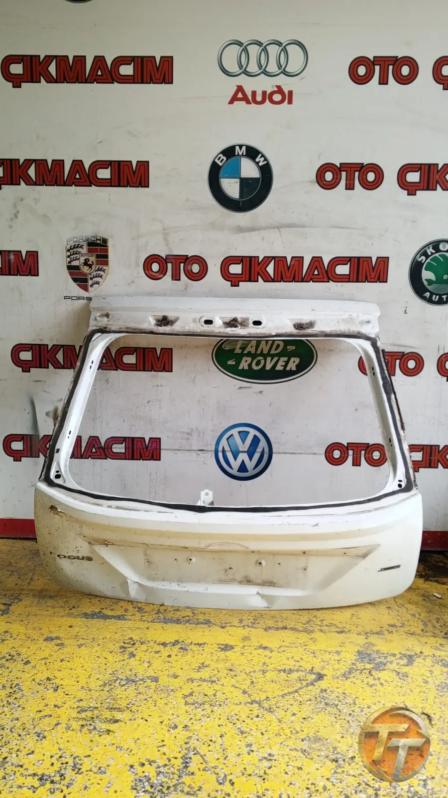 FORD FOCUS HATCHBACK BEYAZ BAGAJ