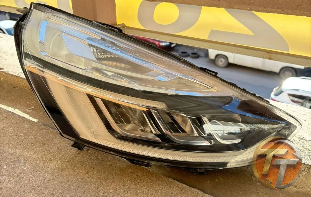 RENAULT CLİO 4 LED SAĞ FAR