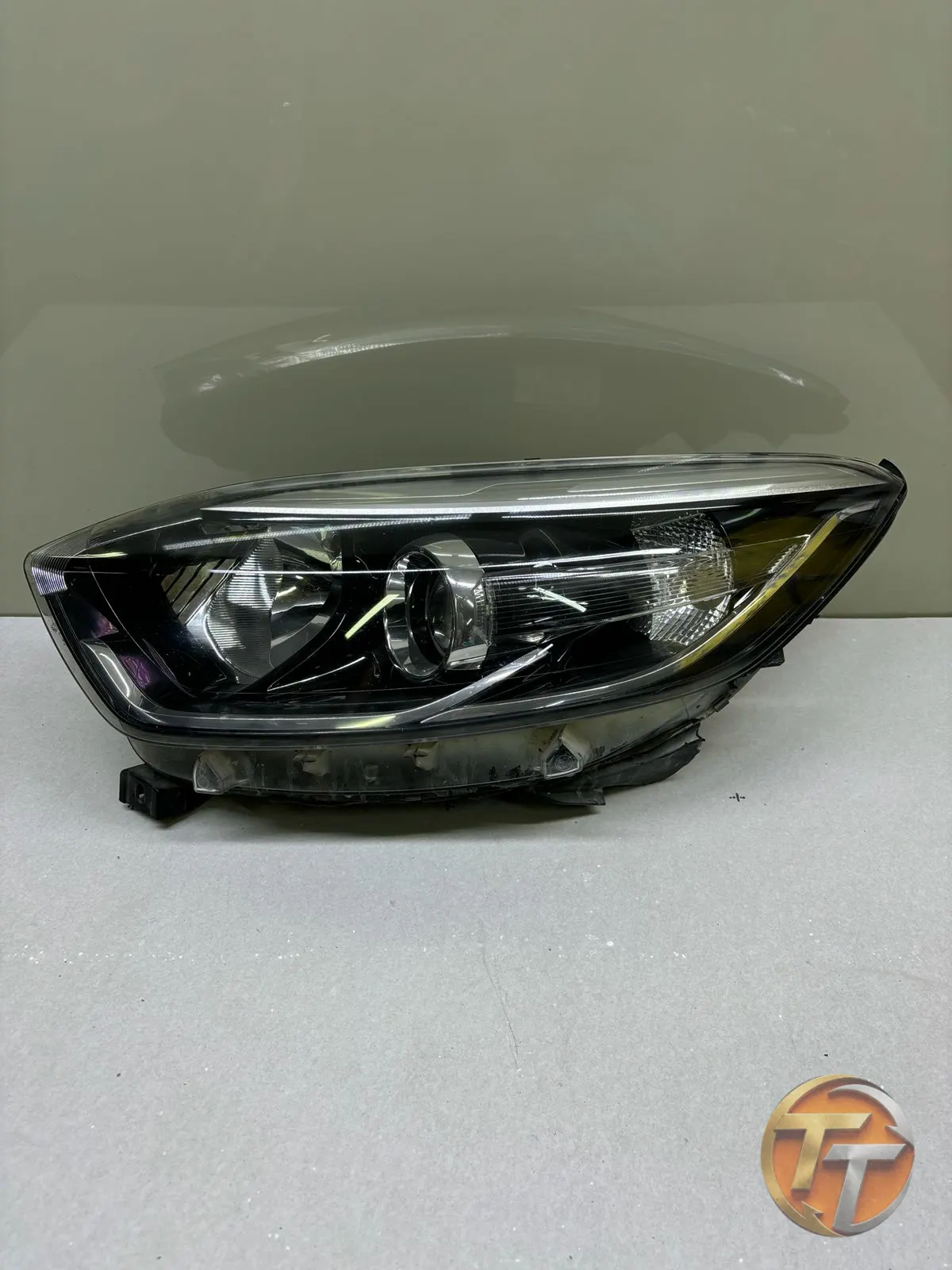 Renault Captur Sol Far