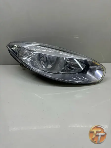 Renault Fluence Sağ Far