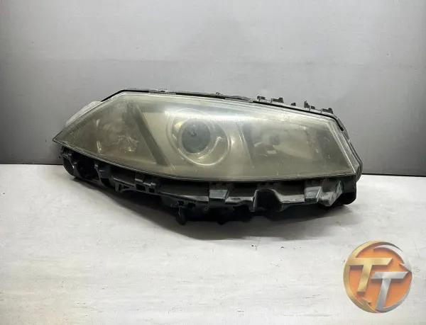 Renault Megane 2 Xenon Sağ Far