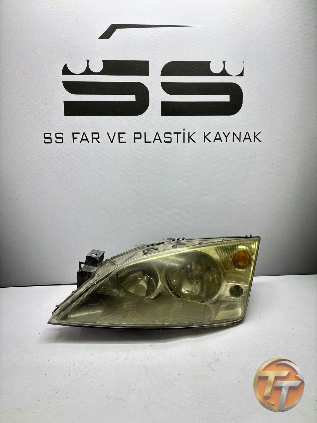 Ford Mondeo 2001-2006 Sağ Far