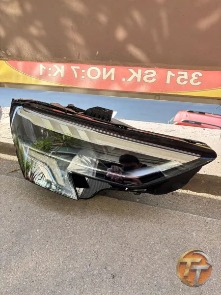 AUDİ A3 MATRİX SAĞ FAR