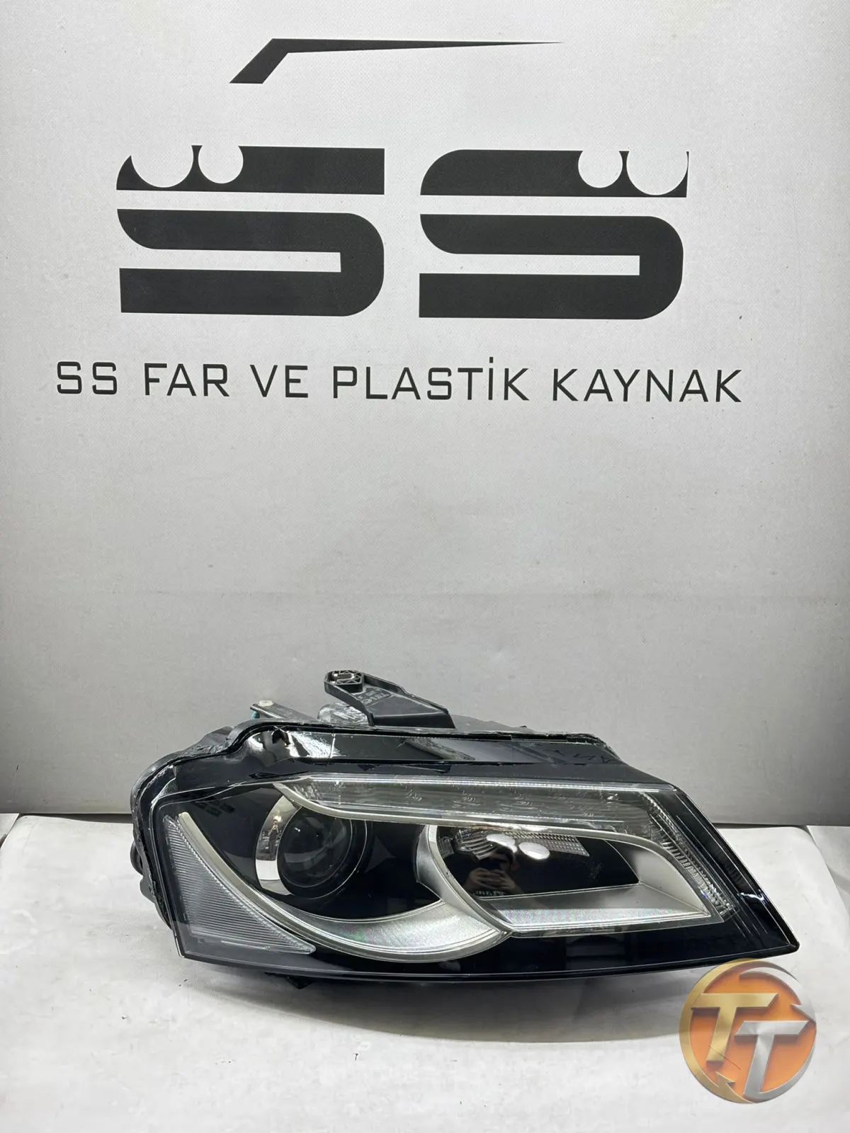 AUDİ A3 XENON SAĞ FAR