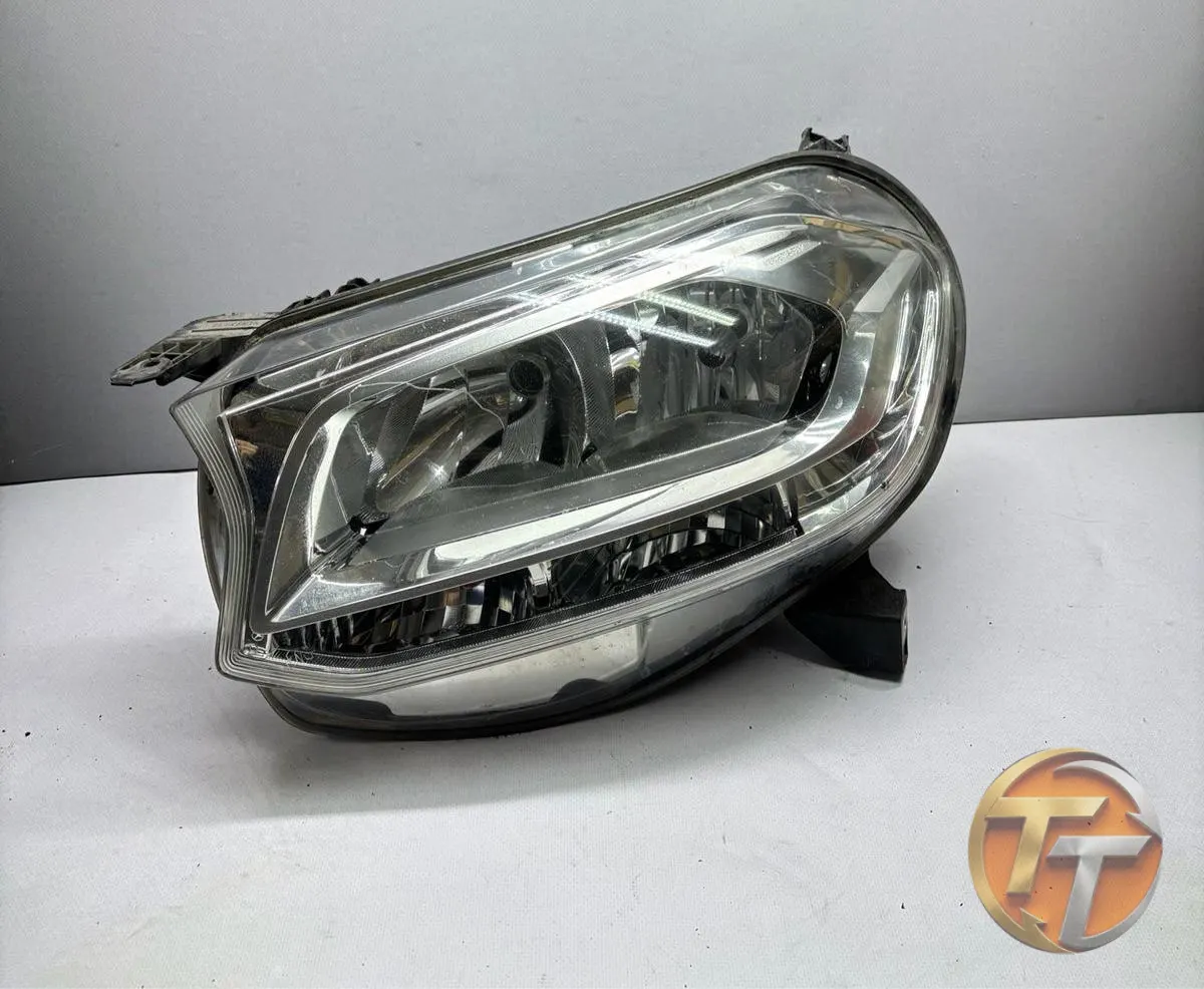 Mercedes w470 X Seri Halojen Sol Far