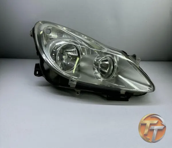 Opel Corsa D Sağ Far
