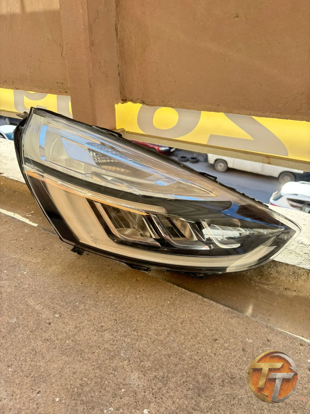 RENAULT CLİO 4 LED SAĞ FAR