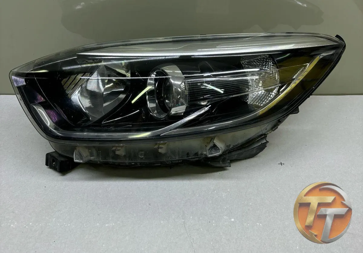 Renault Captur Sol Far