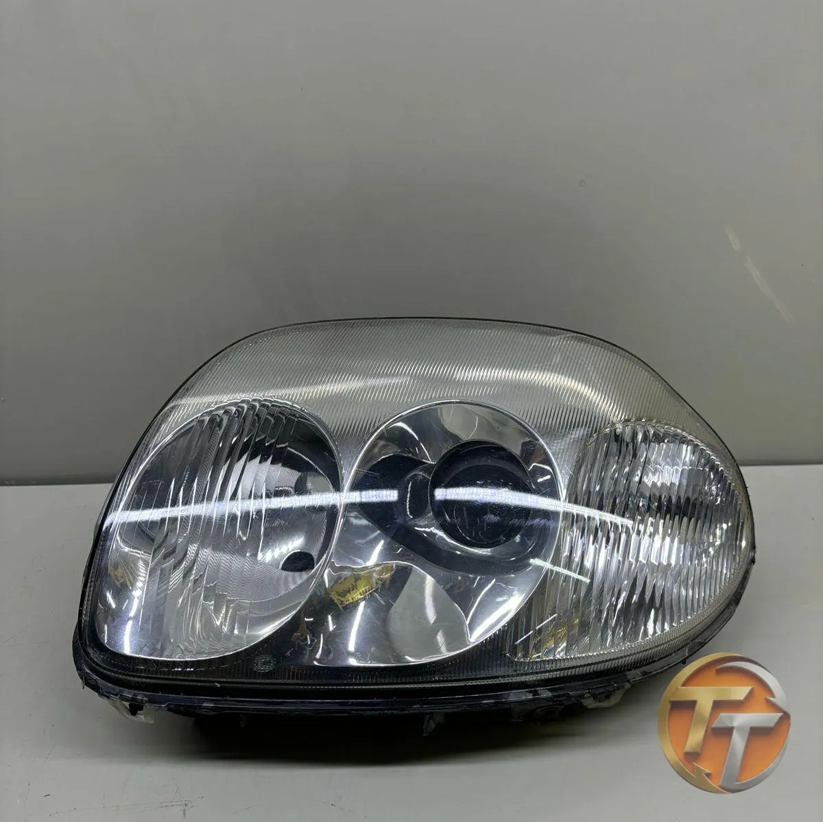 Renault Clio 2 Makyajsız Mercekli Sol Far