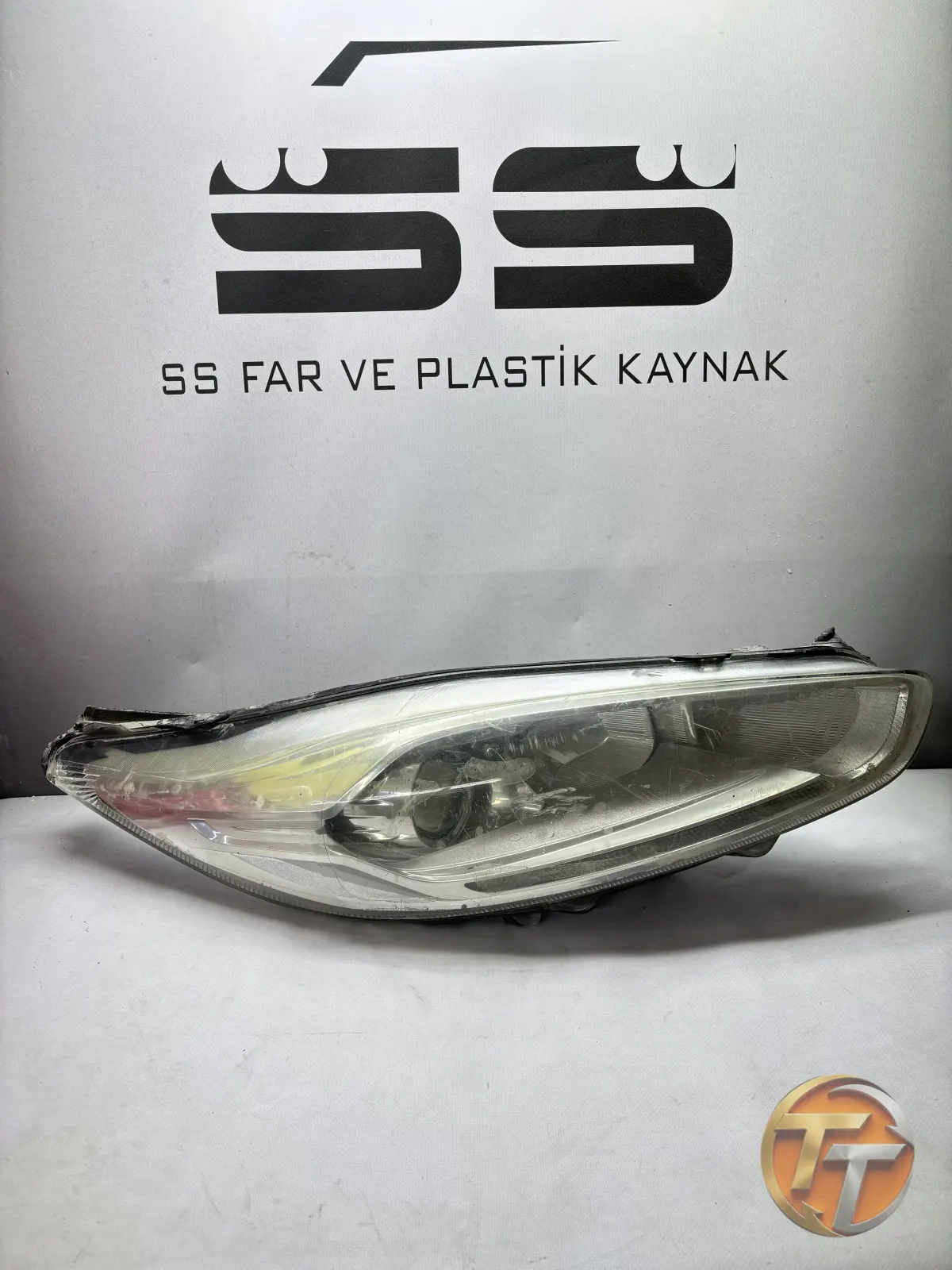 Ford Fiesta Ledli Sağ Far
