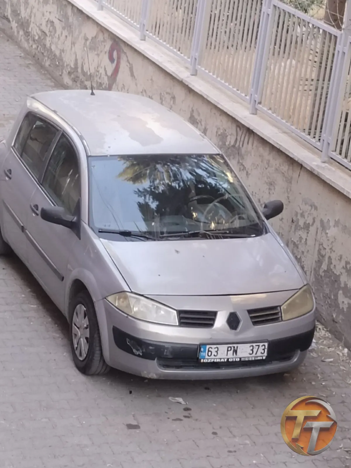 sahibinden temiz Megan 2