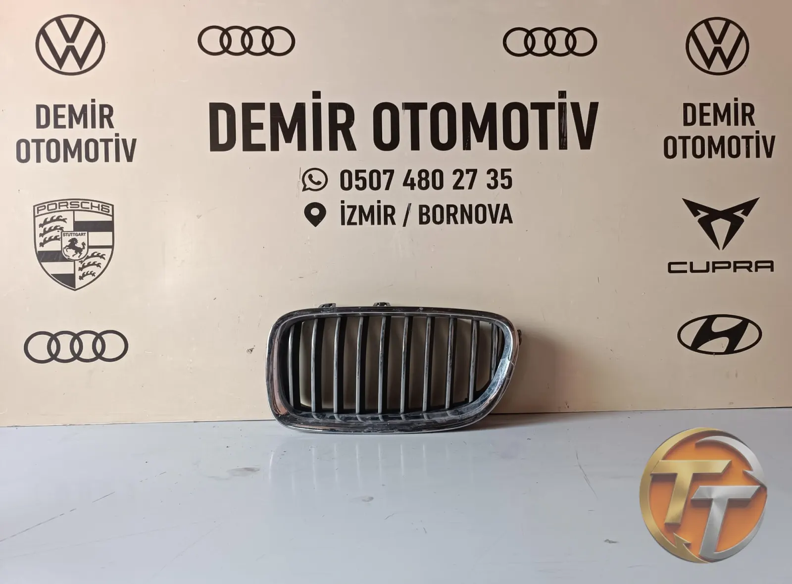 BMW 5 SERİSİ F10 SOL ÖN PANJUR BÖBREK ÇIKMA ORJİNAL 7412323
