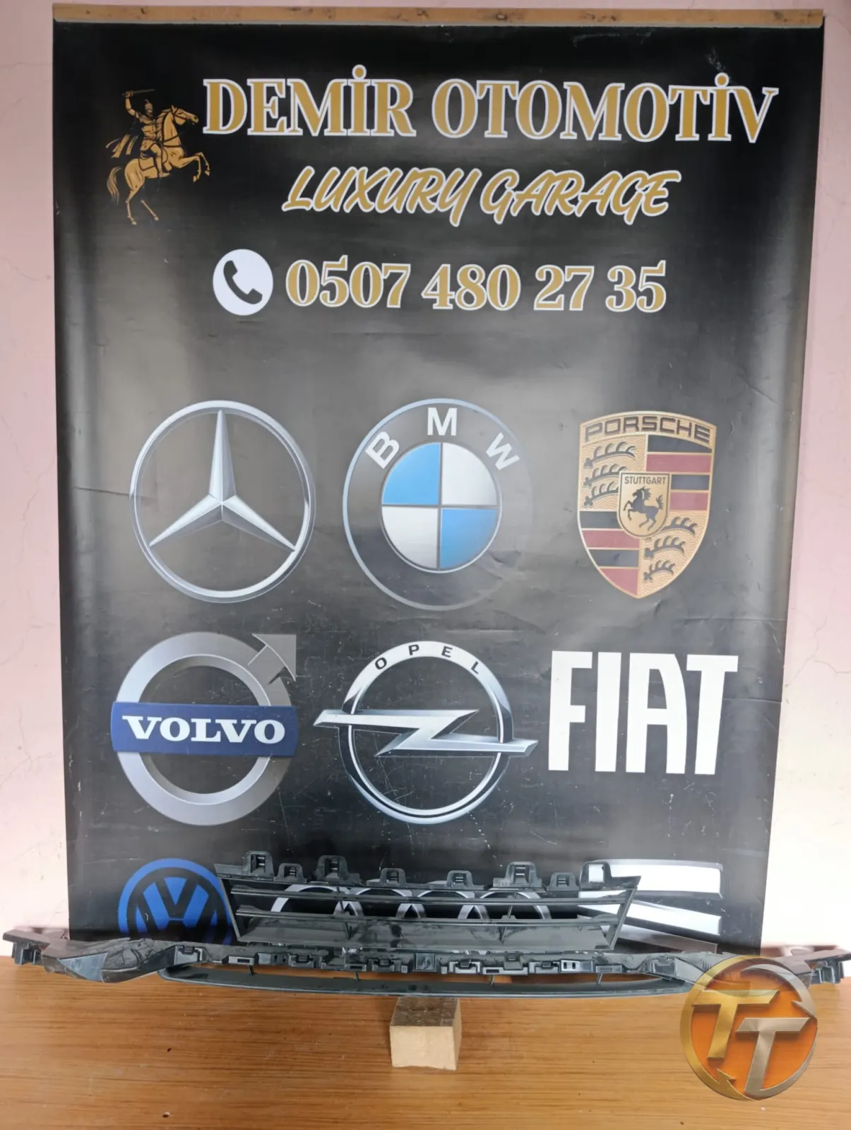 BMW F30 LCİ ORTA IZGARA SIFIR ORJİNAL 51117386152