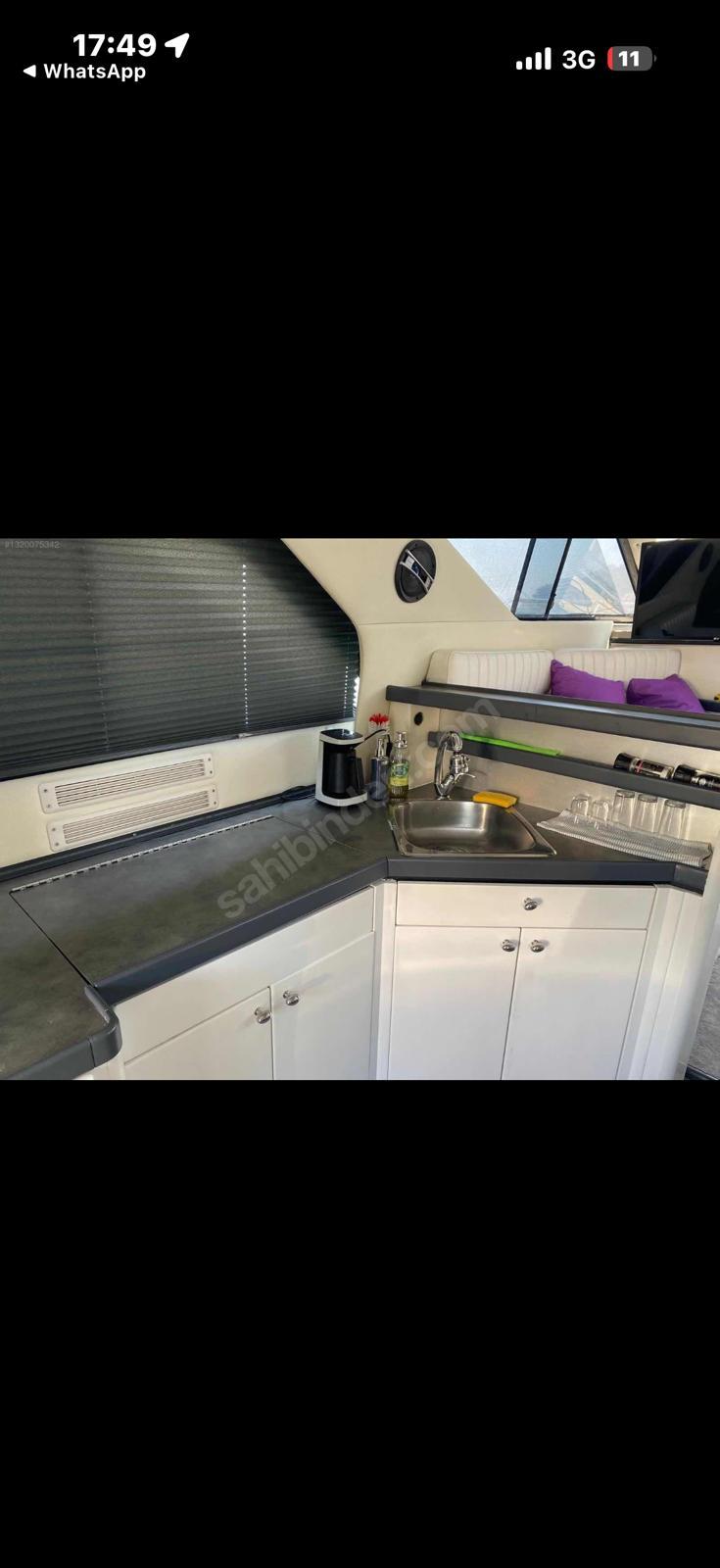 Bayliner element 