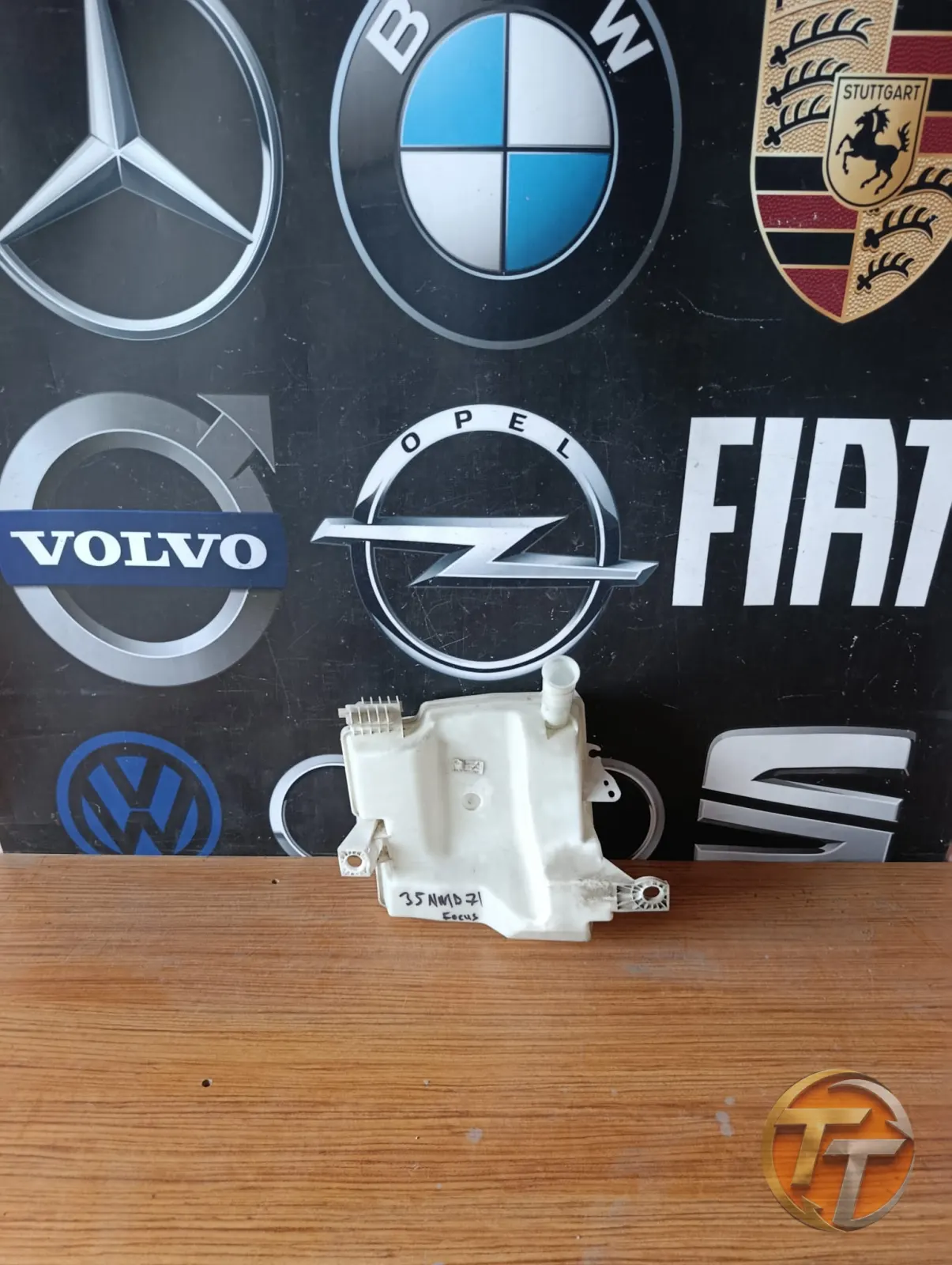 FORD FOCUS 3 CAM SUYU FİSKİYE DEPOSU BV61-17B613-B