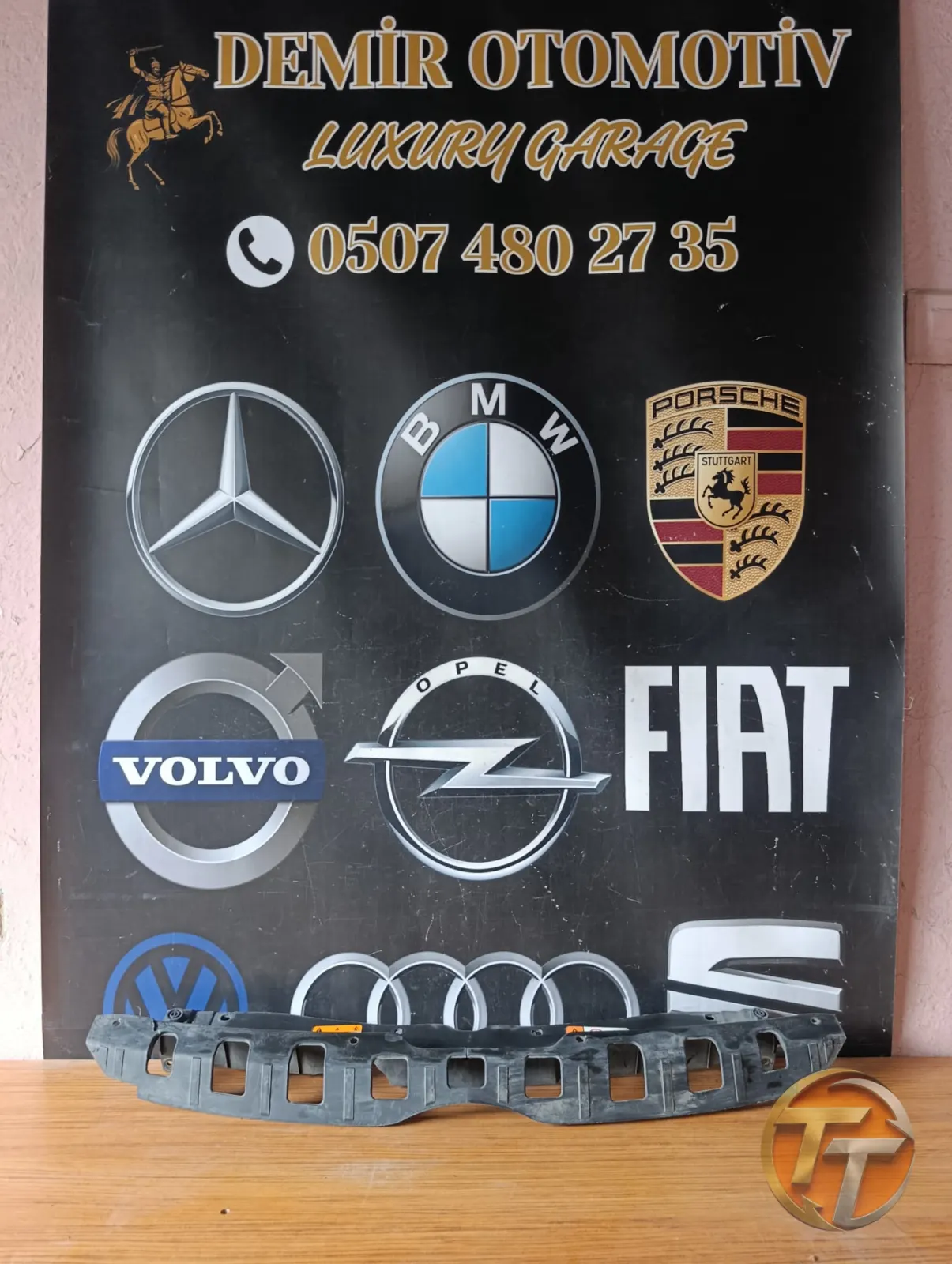 HYUNDAİ İ10 RADYATÖR ÜST BAKALİTİ ÇIKMA ORJİNAL 86353-B9010