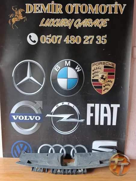 KİA RİO STONİC ÖN PANJUR ÜST PLASTİĞİ 86353-H8400