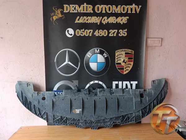 MERCEDES A180 CLA200 W176 W117 ÖN TAMPON ALT MUHAFAZA A1768850136