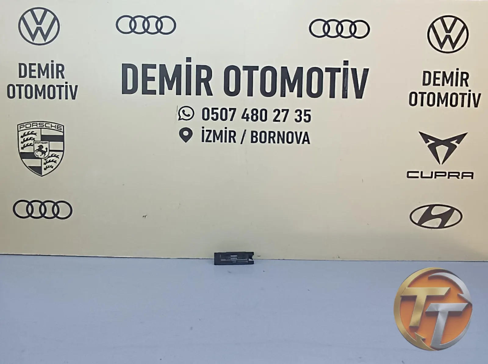 OPEL ASTRA H PLAKA AYDINLATMA LAMBASI 13251936