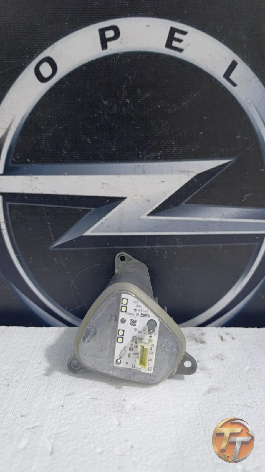 OPEL CROSSLAND X SAĞ FAR LED BEYNİ 90181487