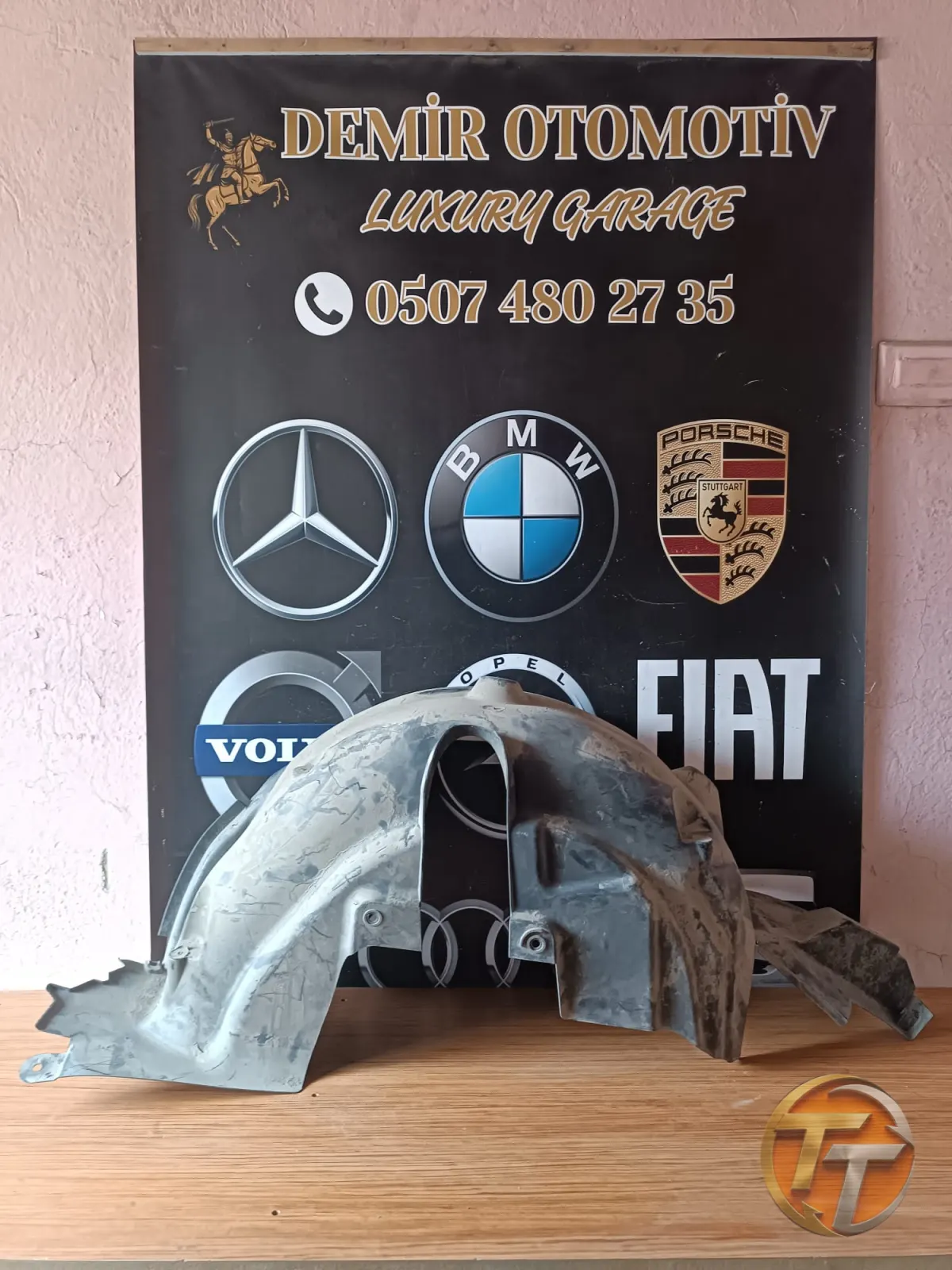 RENAULT CAPTUR 1 SOL ARKA CAMURLUK DAVLUMBAZI 2013-2020 ORJİNAL 767496800R