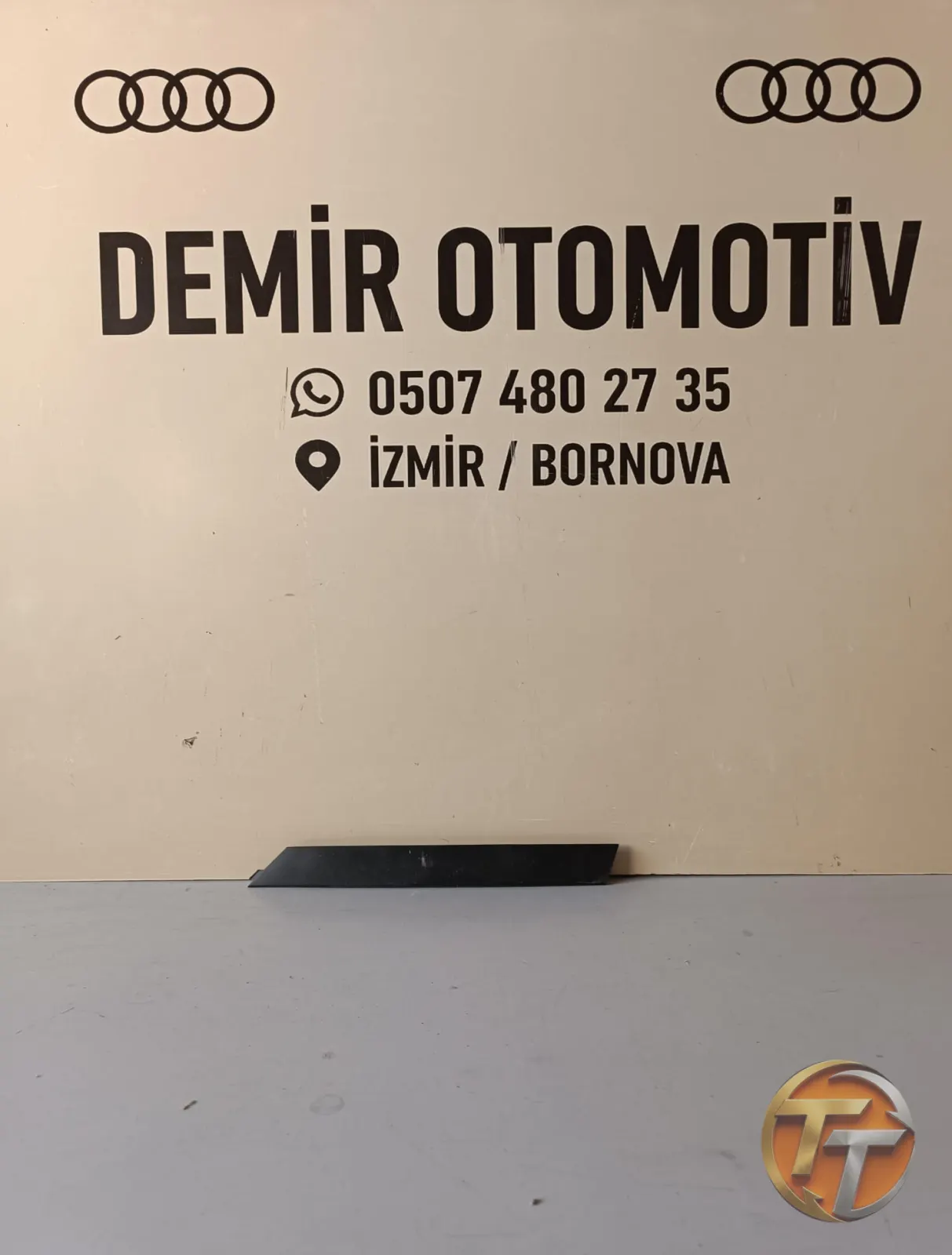 RENAULT CLİO 4 SAĞ ÖN CAM DİREK BAKALİTİ SIFIR ORJİNAL 808704637R