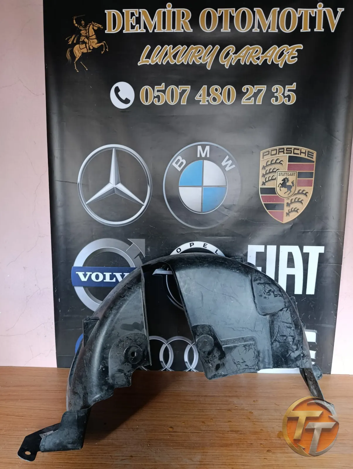 RENAULT CLİO 4 SOL ARKA ÇAMURLUK DAVLUMBAZI SIFIR ORJİNAL 767492726R