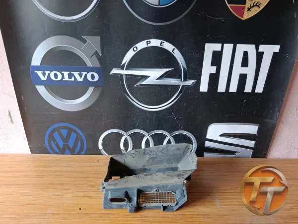 RENAULT MEGANE 4 ÖN TAMPON SOL HAVA KANALI 628113910R