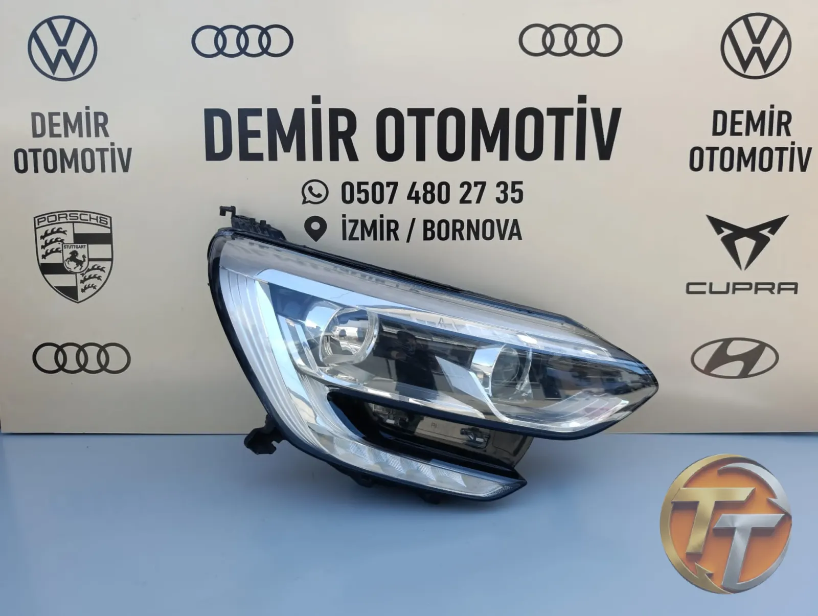 RENAULT MEGANE 4 SAĞ ÖN FAR ORJİNAL ÇIKMA 2020-2023