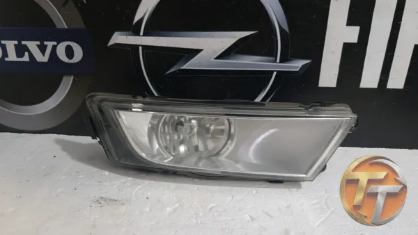 SKODA OCTAVİA SAĞ SİS FARI 5E0941700D