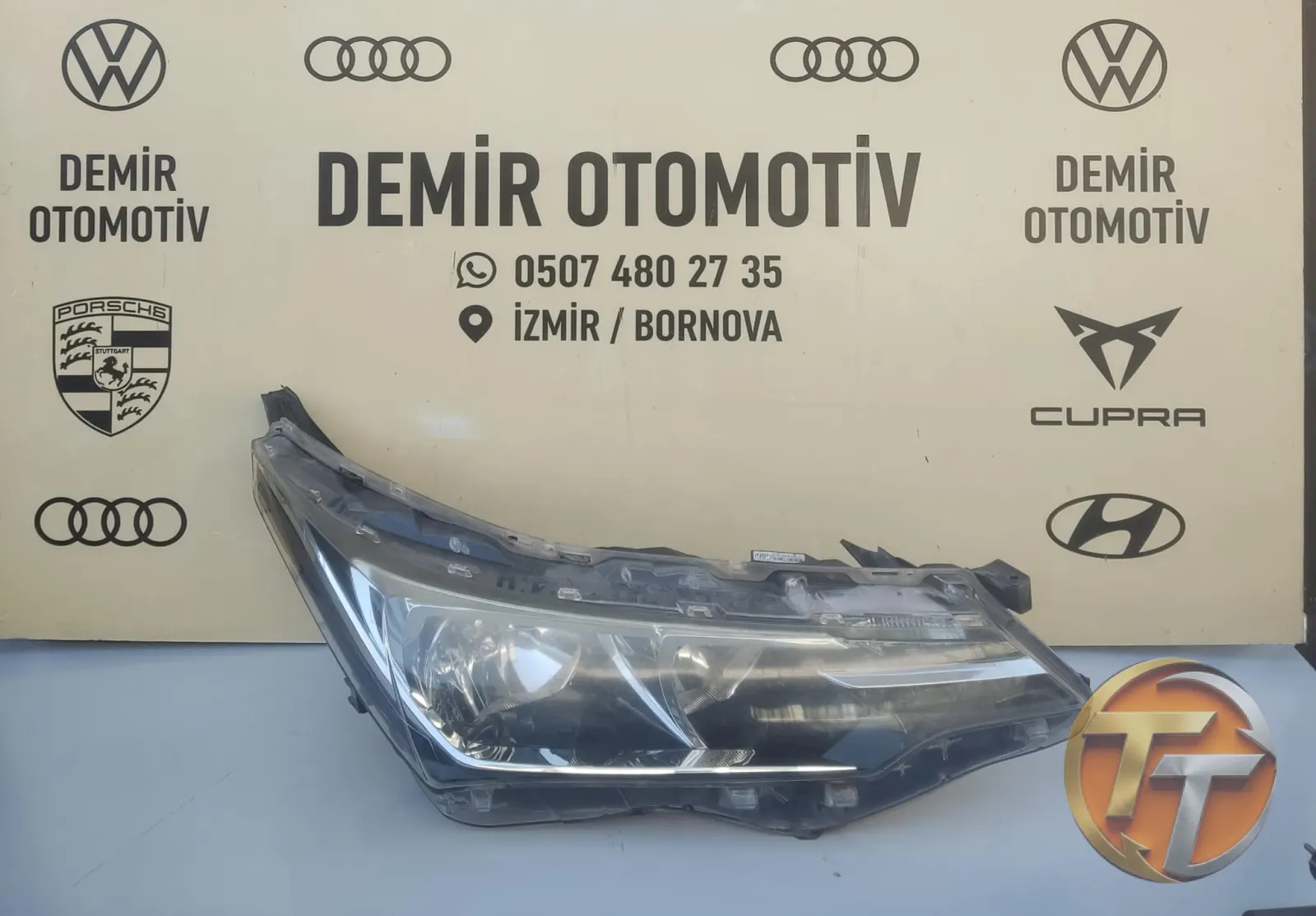 TOYOTA COROLLA 2015-2018 LED'Lİ SAĞ ÖN FAR ÇIKMA ORJİNAL