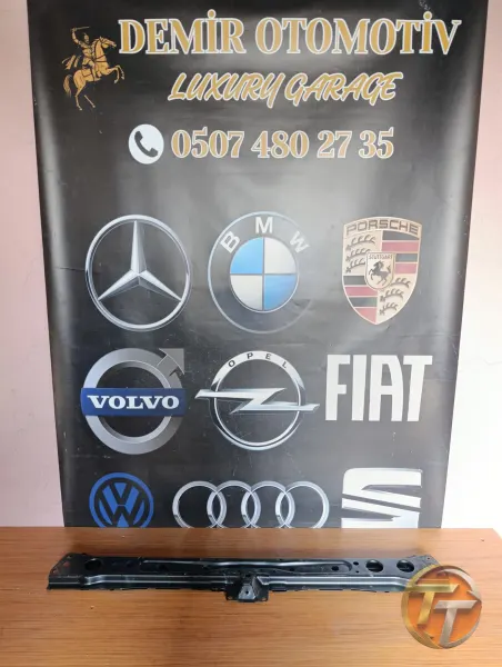 TOYOTA CHR ÖN PANEL ALT SACI