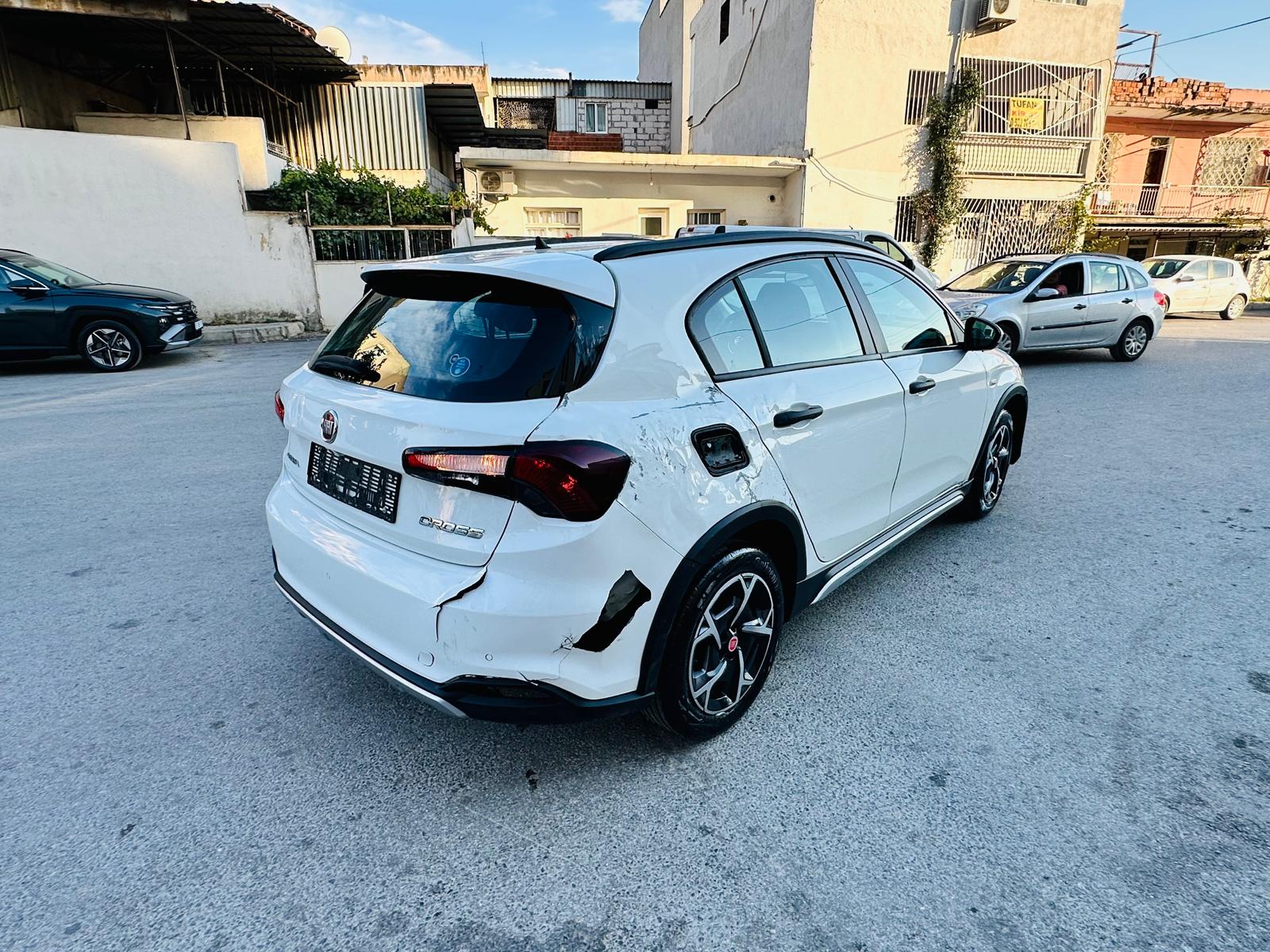2024 EGEA CROSS 1.4 BENZİNLİ STREET 