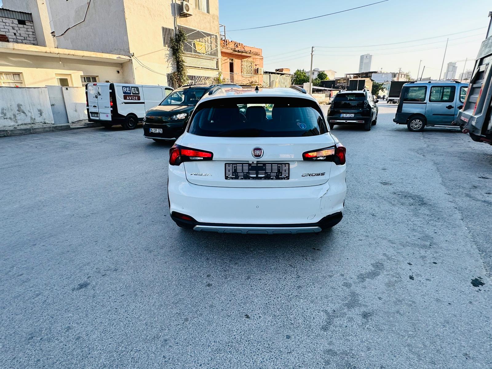 2024 EGEA CROSS 1.4 BENZİNLİ STREET 