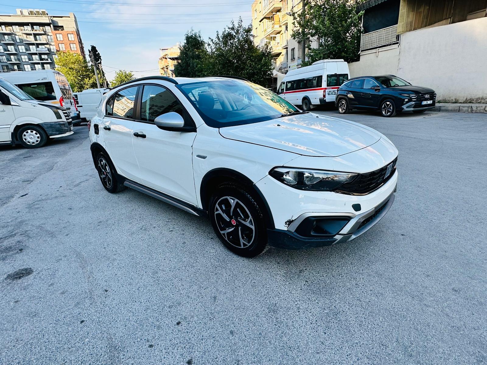 2024 EGEA CROSS 1.4 BENZİNLİ STREET 