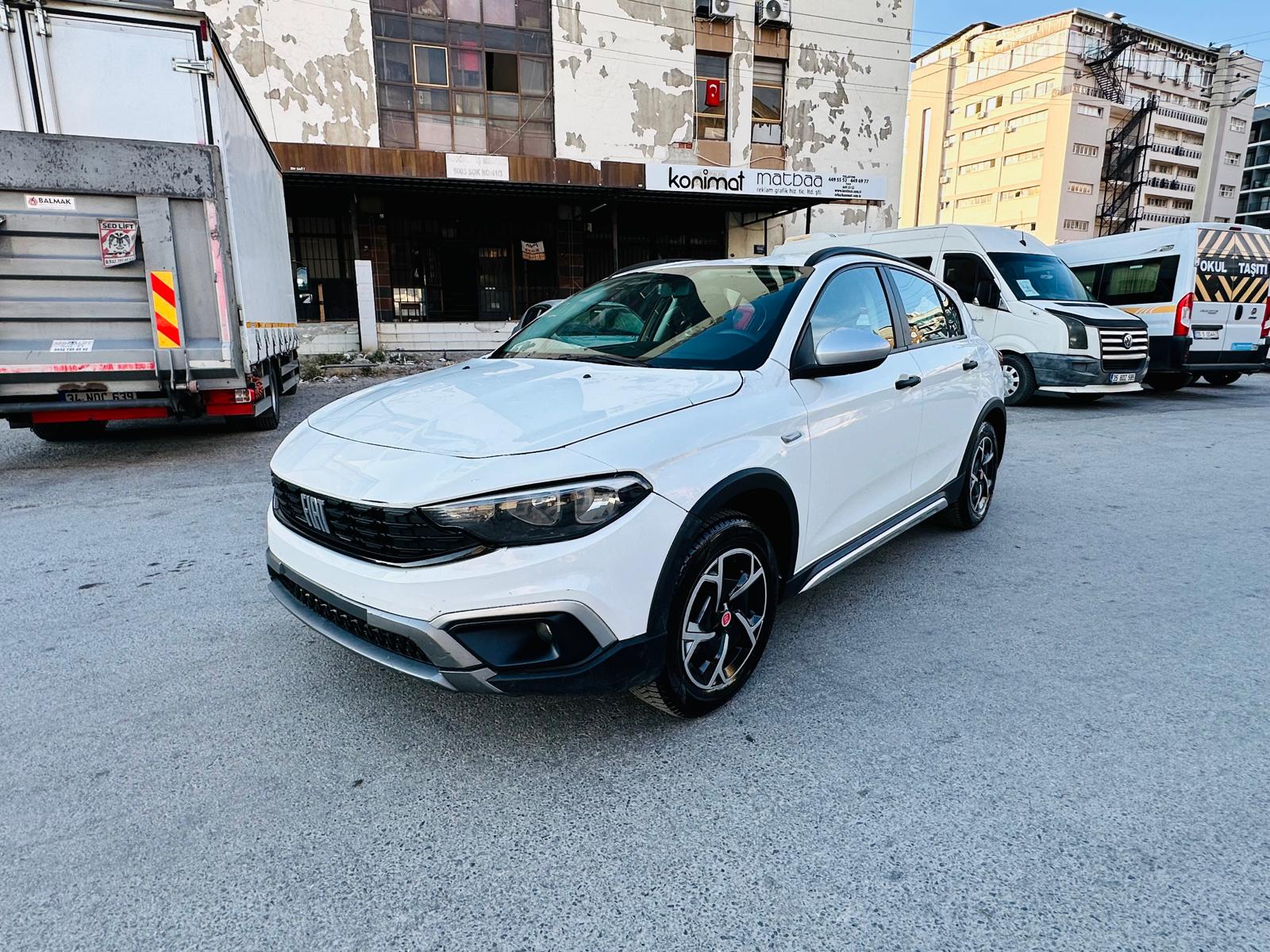 2024 EGEA CROSS 1.4 BENZİNLİ STREET 