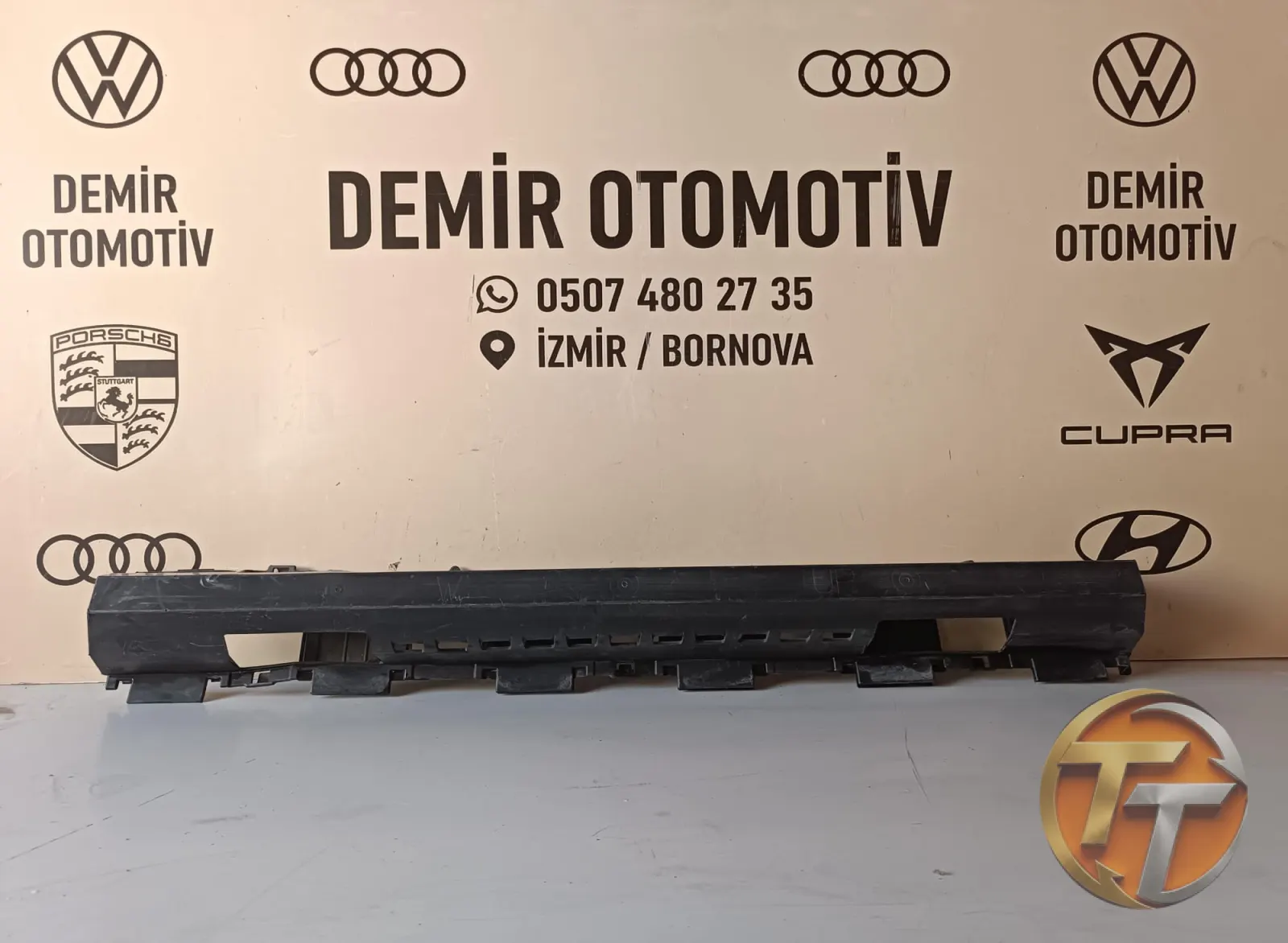 TOYOTA HİLUX 2021-2024 ÖN TAMPON DARBE EMİCİ ORJİNAL 52601-0K140