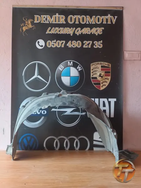 TOYOTA YARİS 2021 2023 ÖN SAĞ ÇAMURLUK DAVLUMBAZI ORJİNAL 53875-K0020