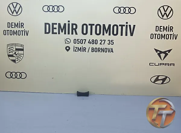 VOLKSWAGEN GOLF 7 SKODA OCTAVİA ARKA KOL DAYAMA BARDAK TUTUCU KLİPSİ 9918015930