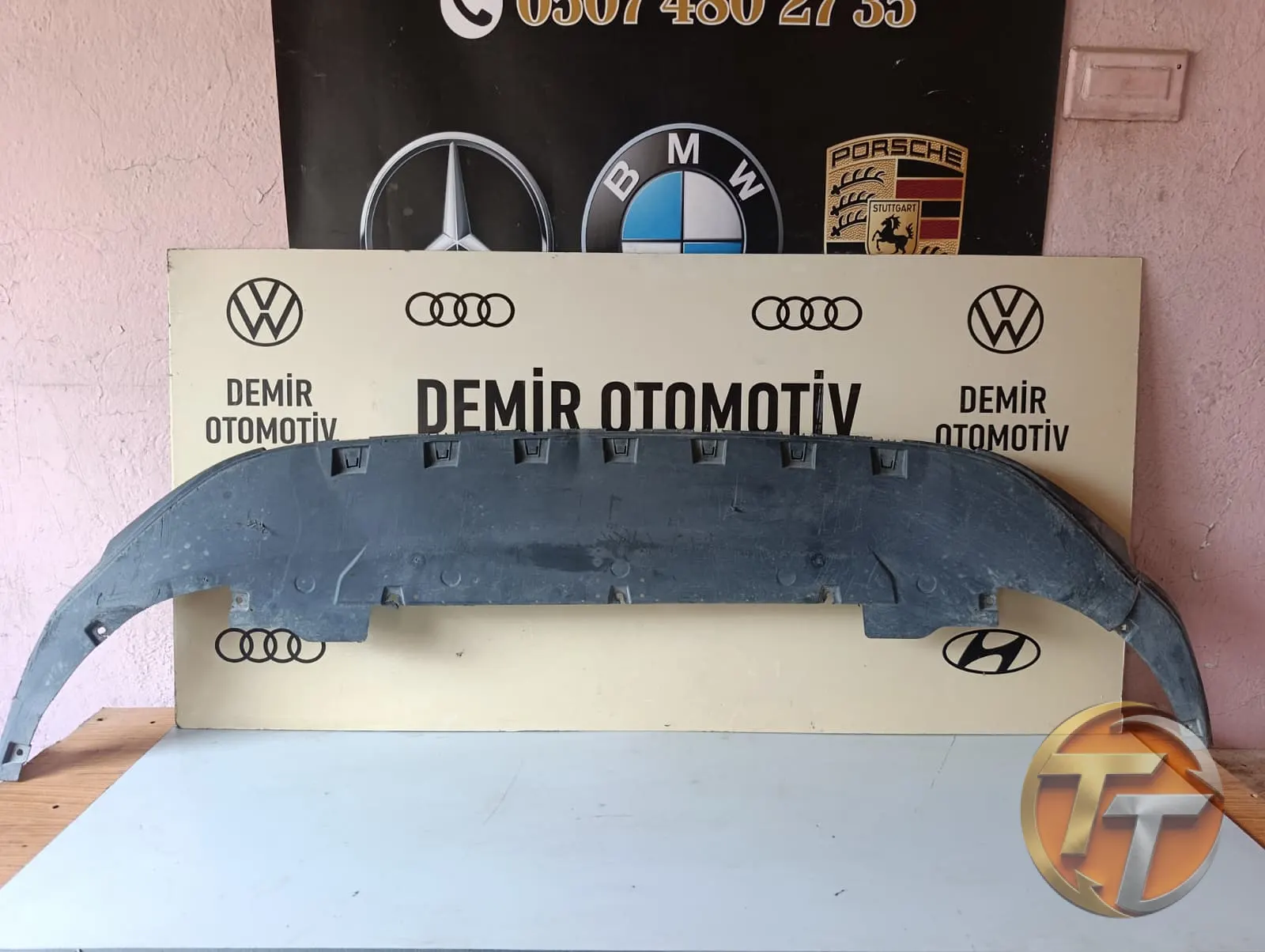 VOLKSWAGEN GOLF 8 ÖN TAMPON ALT MUHAFAZA ORJİNAL ÇIKMA 5H0805915M