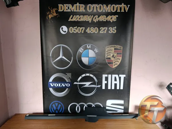 VOLKSWAGEN PASSAT B8 SAĞ MARŞPİYEL İÇ KAPLAMA 3G0853372