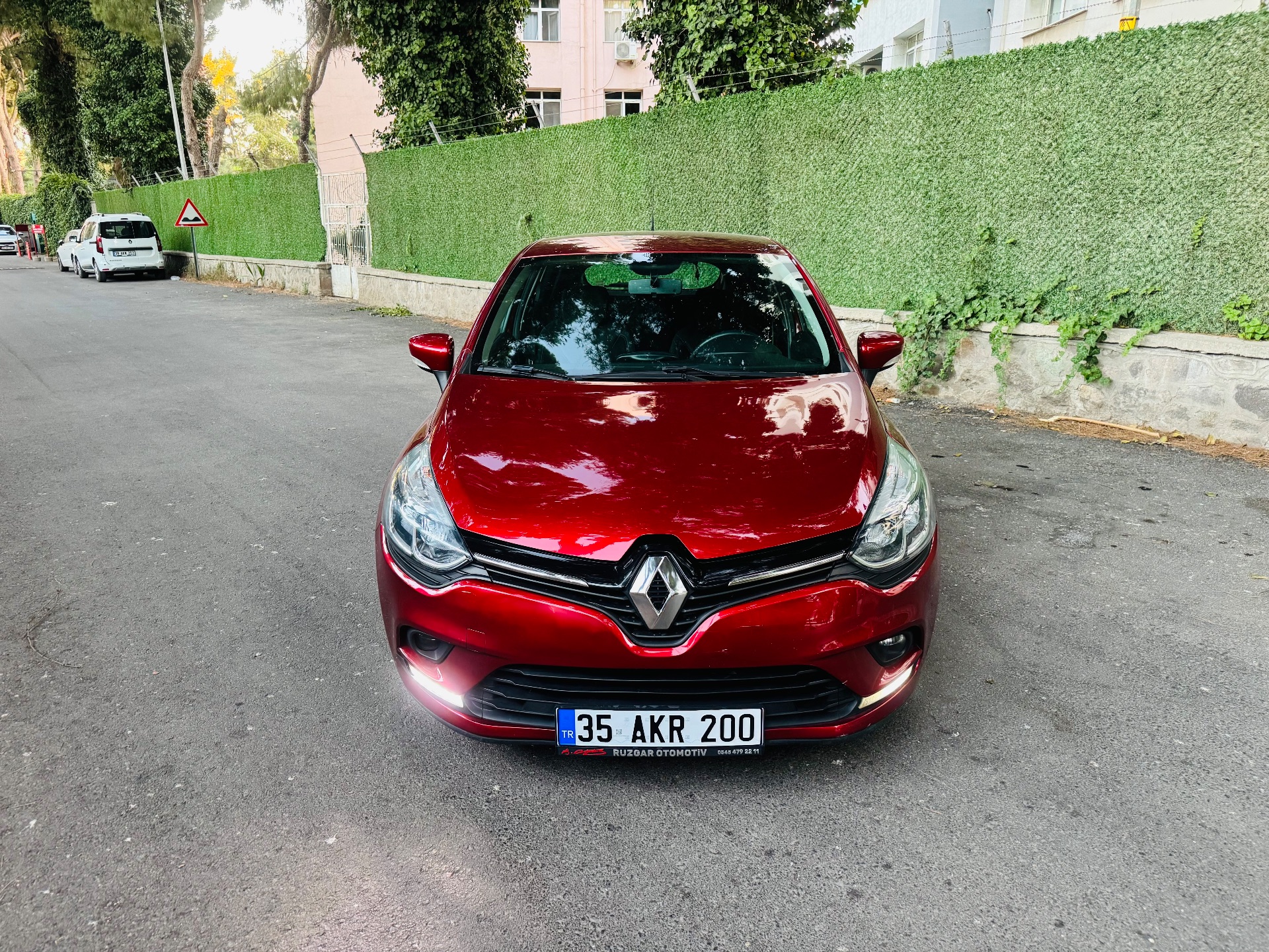 2018 TOUCH 1.5 DCİ 87 BİN KM OTOMATİK 