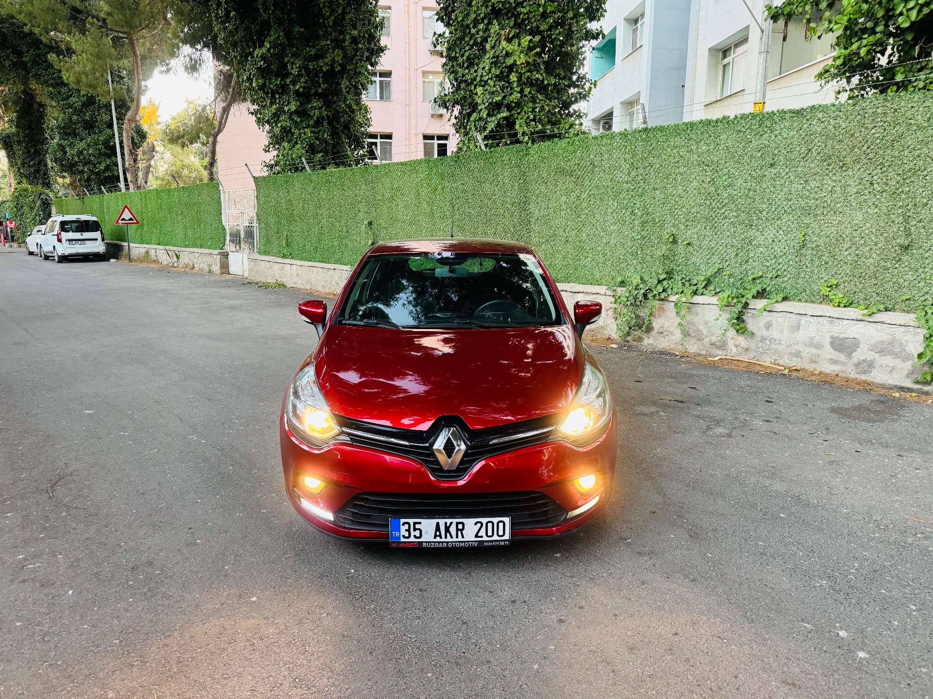 2018 TOUCH 1.5 DCİ 87 BİN KM OTOMATİK 