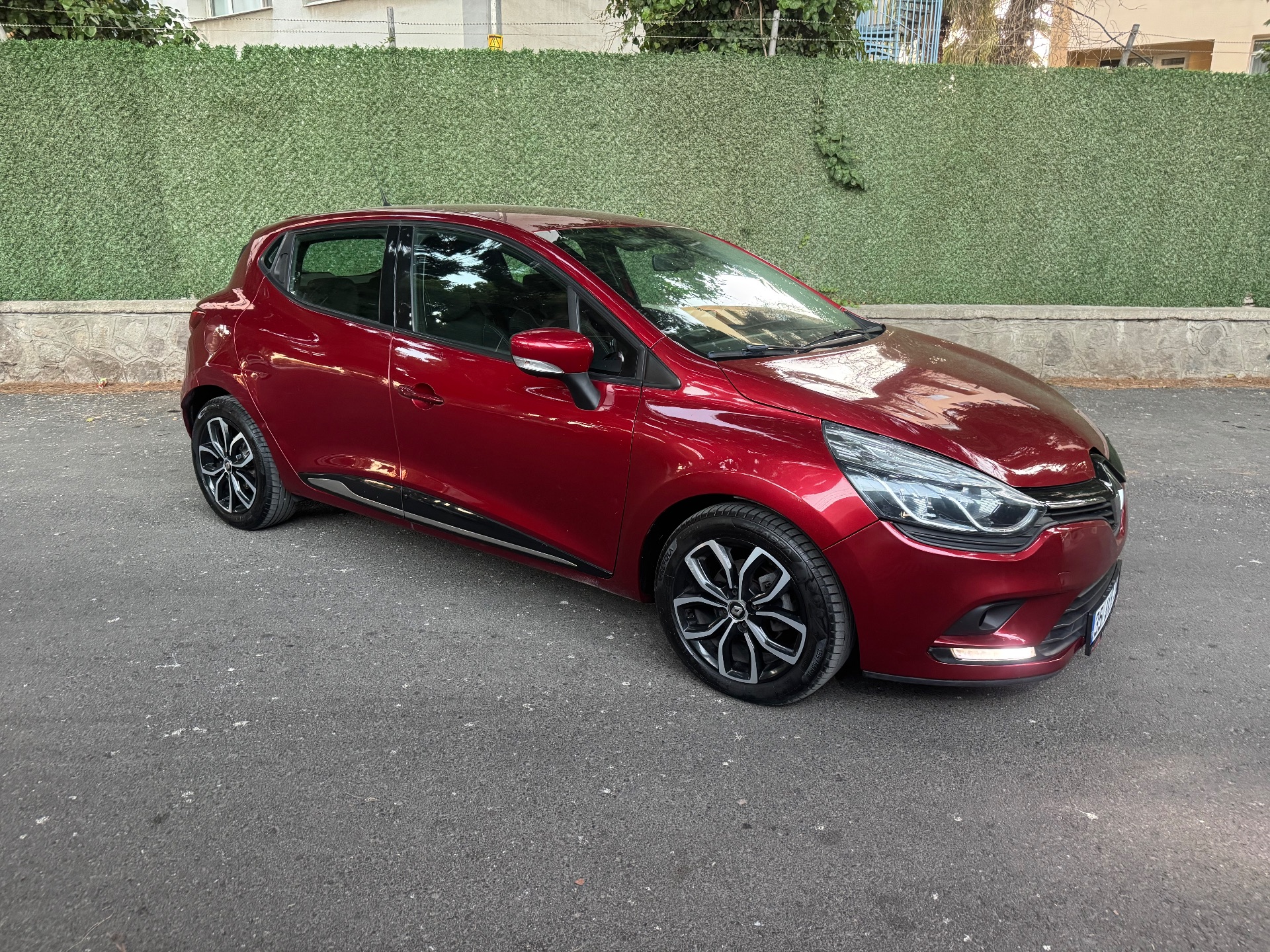 2018 TOUCH 1.5 DCİ 87 BİN KM OTOMATİK 