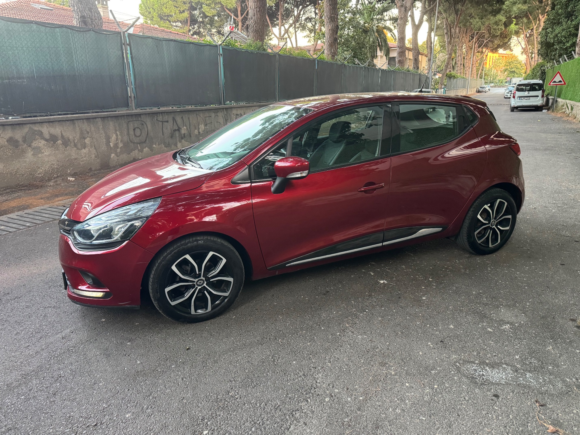 2018 TOUCH 1.5 DCİ 87 BİN KM OTOMATİK 
