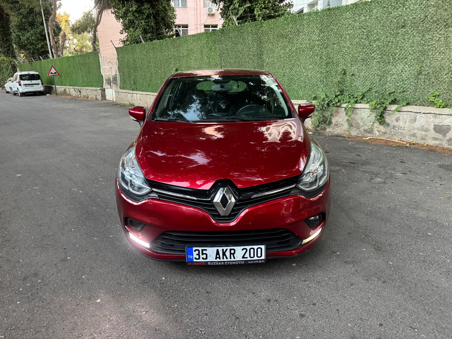 2018 TOUCH 1.5 DCİ 87 BİN KM OTOMATİK 