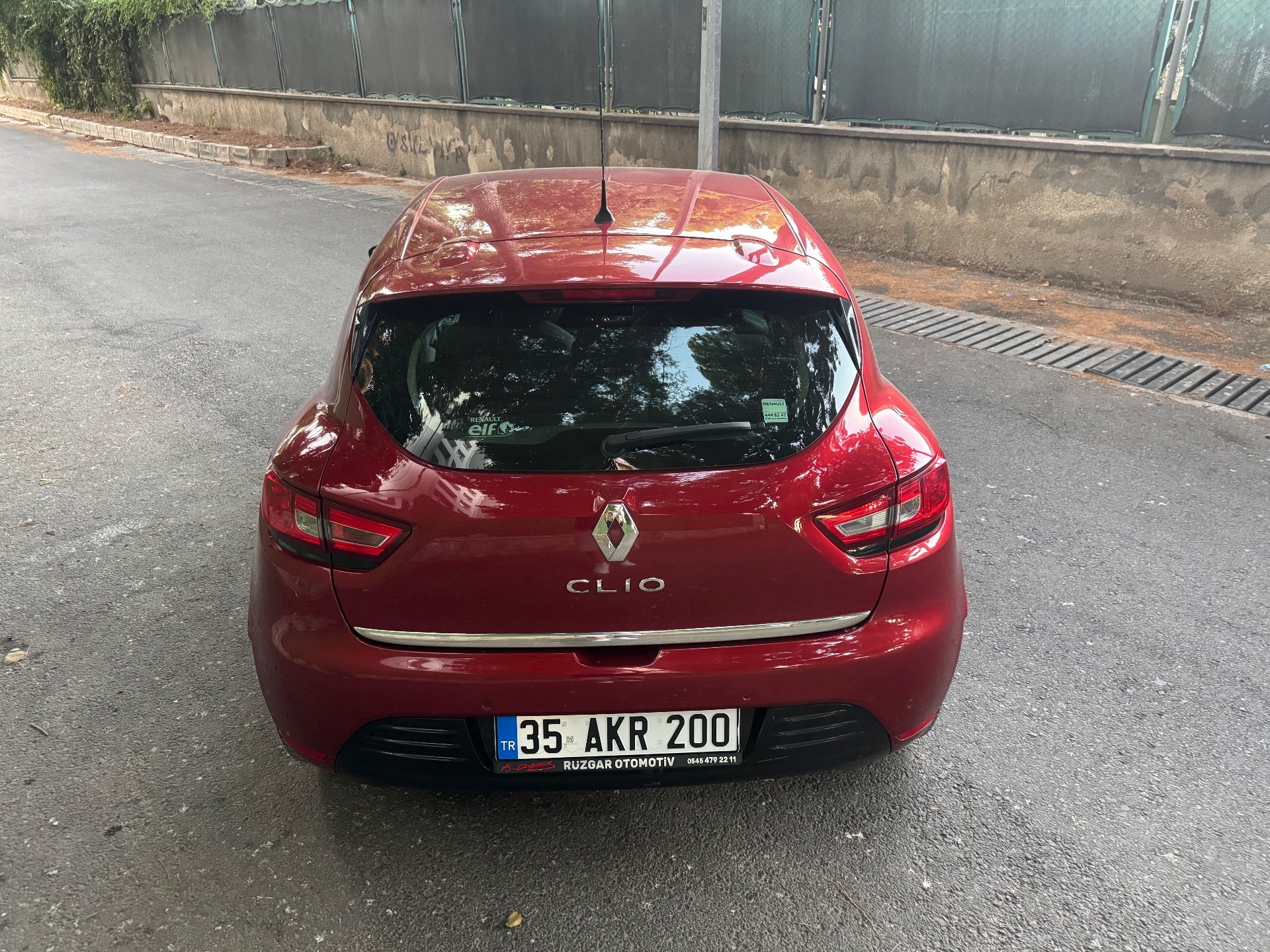 2018 TOUCH 1.5 DCİ 87 BİN KM OTOMATİK 
