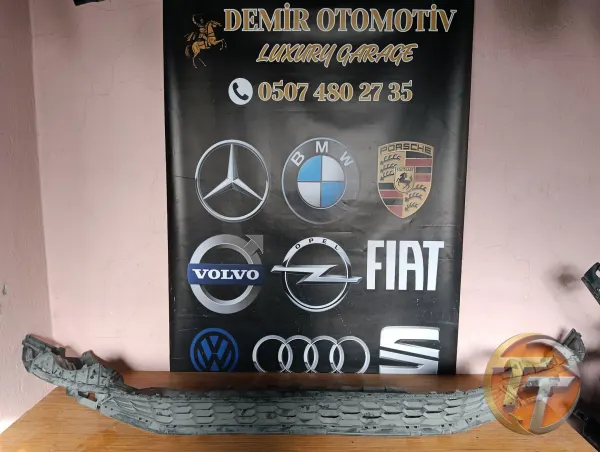 VOLKSWAGEN TİGUAN ÖN TAMPON ALT PARÇA (DİFÜZÖR) 5NA805903A