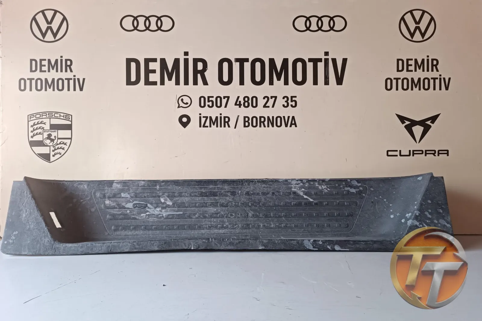 VW TRANSPORTER T5 T6 T7 ARKA ORTA BASAMAK ÇIKMA ORJ 7H0863725K